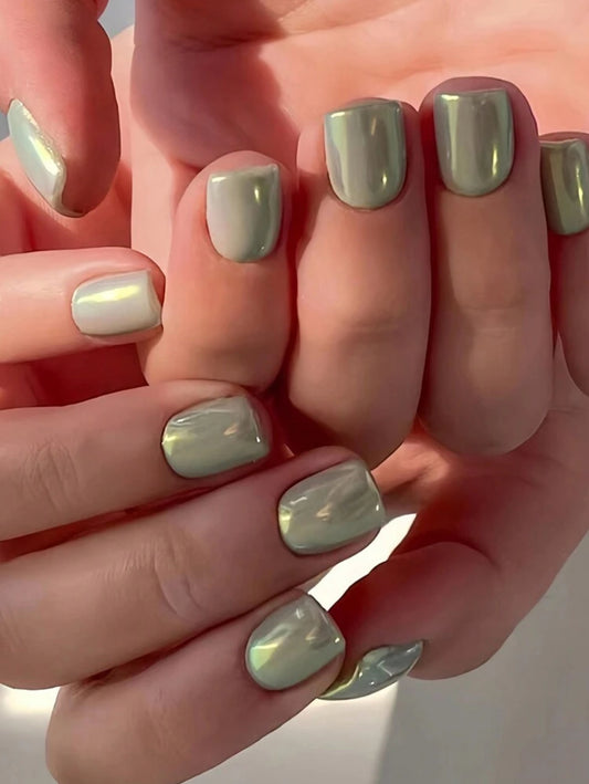 GLITTERY PISTACHIO