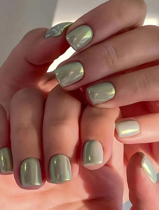 GLITTERY PISTACHIO